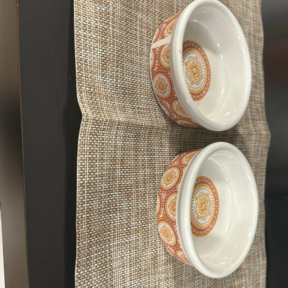 Beautiful ceramic Pet Bowls